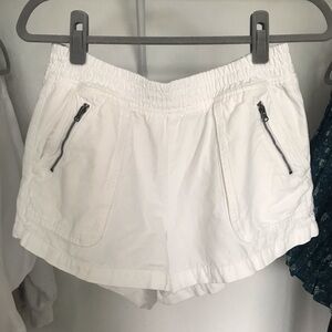 Aerie Women's White Casual Denim Shorts size medium